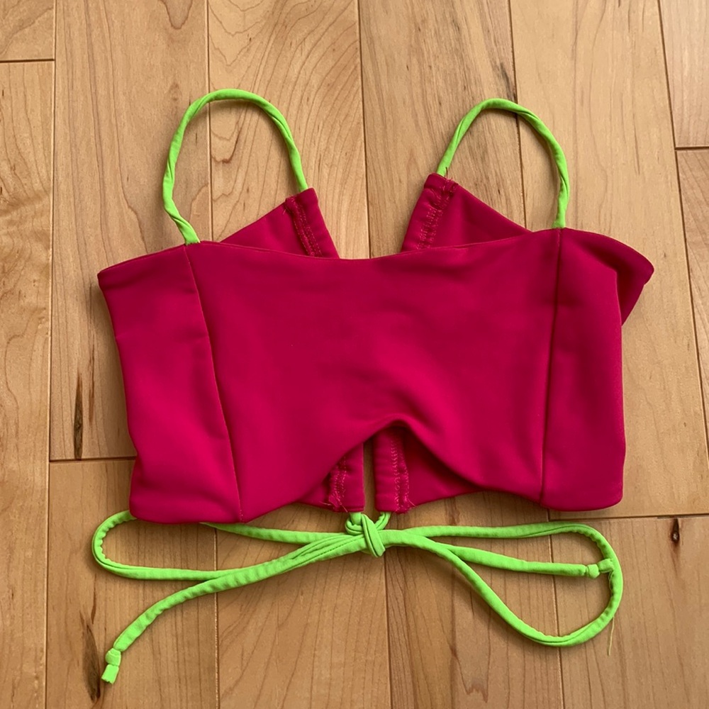 Tiger Friday Viva2 Crop top in Tart- AXS